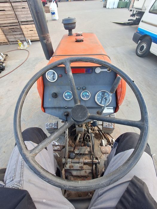 Massey Ferguson 255