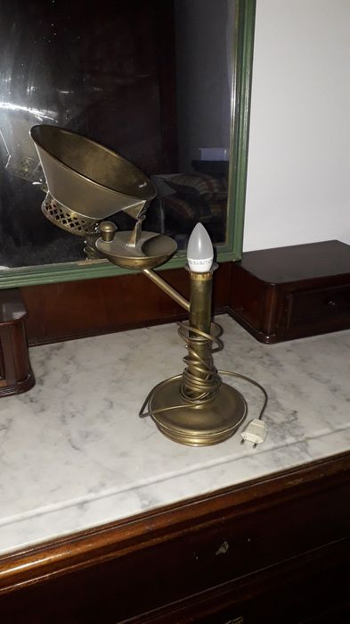 Candeeiro de mesa antigo