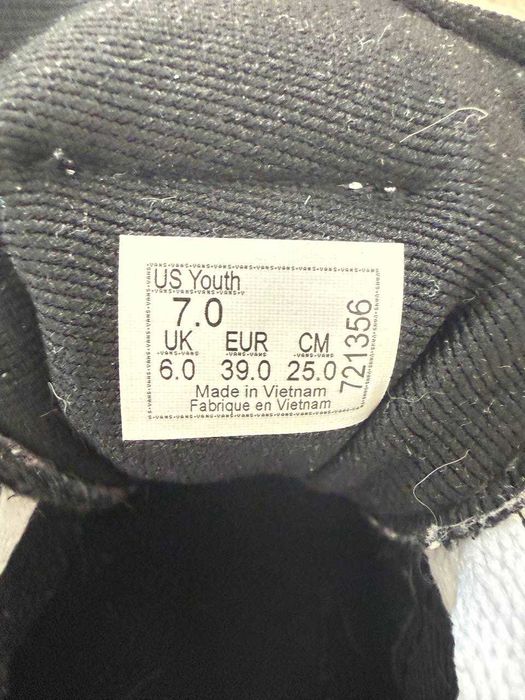 Vans Youth w bardzo dobrym stanie