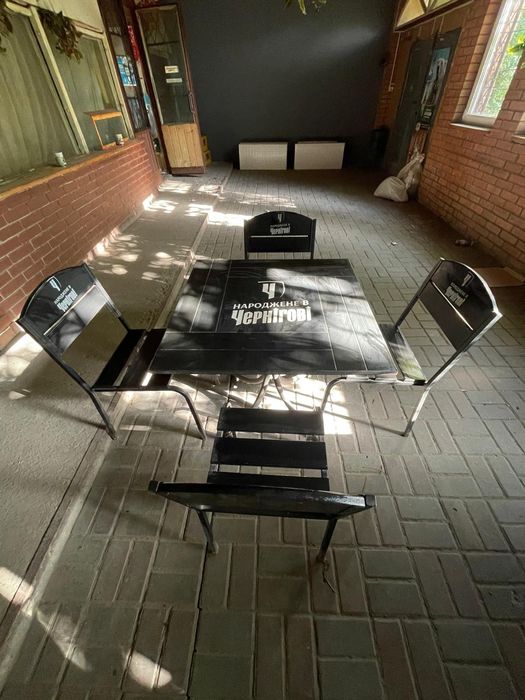 Продам набор мебели стол +стулья деревянные Черниговское.