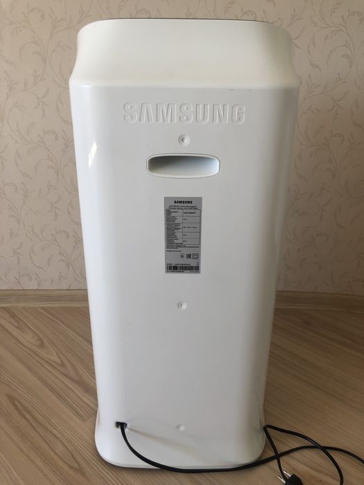 Продам Очищувач повітря Samsung AX60R5080WD