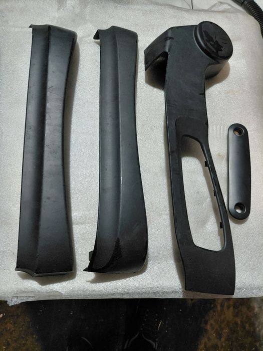 Пластик сидінь бмв е 60.