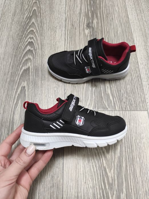 Классные черные кроссовки кросівки на мальчика kinetix 29-30p