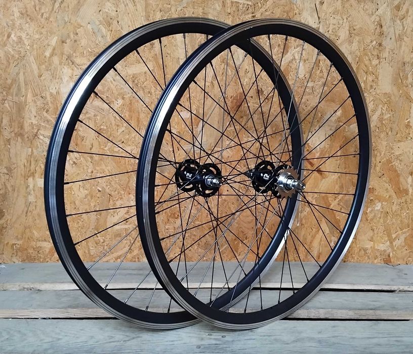 Koła ostre koło fix tor singlespeed 28" Novatec A165 A166 cnSpoke 30 mm