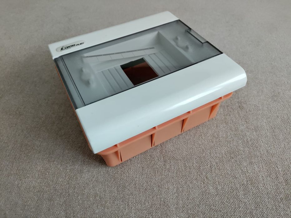 Rozdzielnica podtynkowa SRp-6 (N+PE) IP40