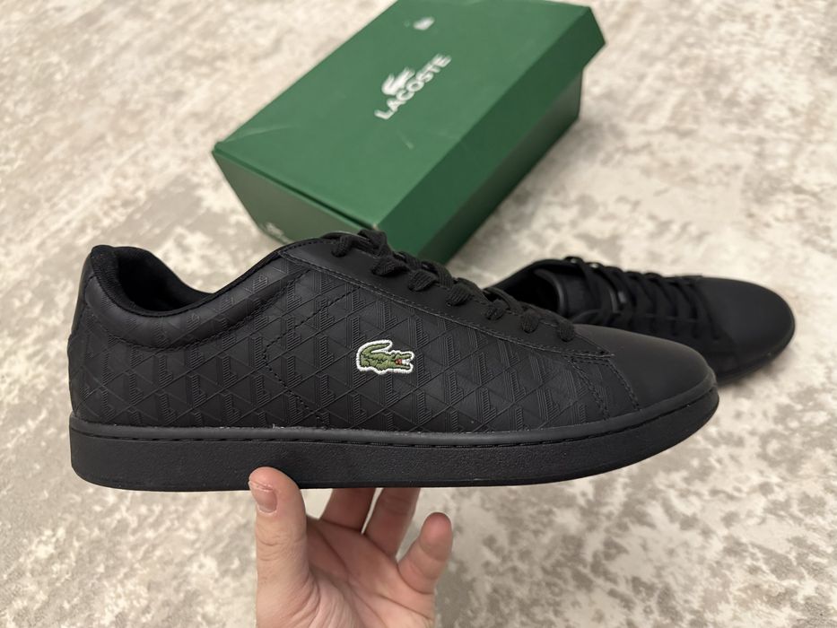 ПРОДАМ: нові оригінальні кеди Lacoste.