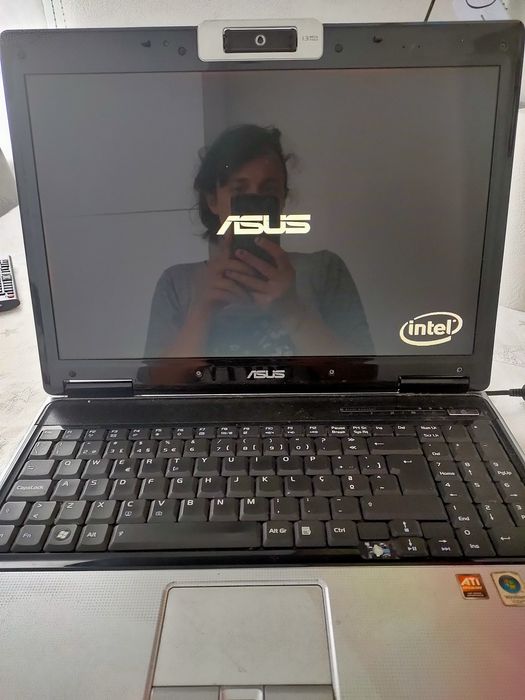 Computador asus com carregador64297543583745121