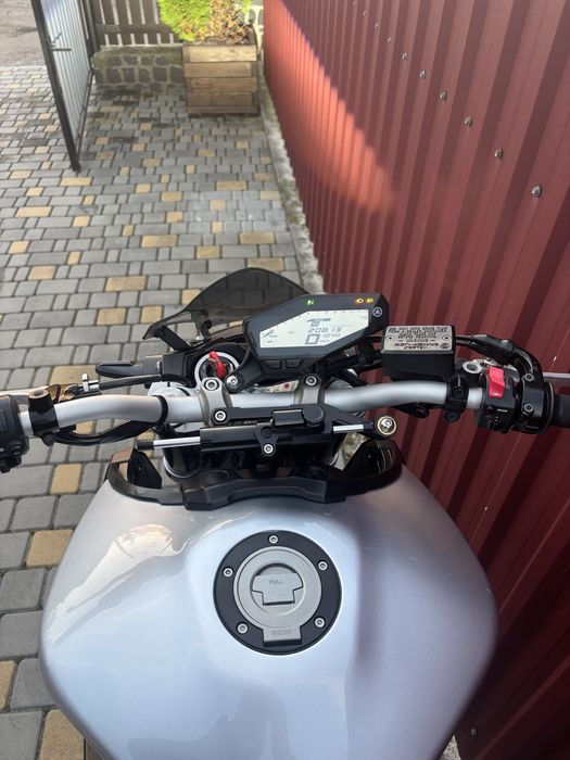 Yamaha mt 09 2016
