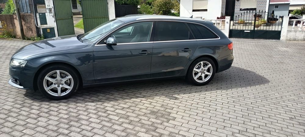 Audi A4 2.0TDI 143cv