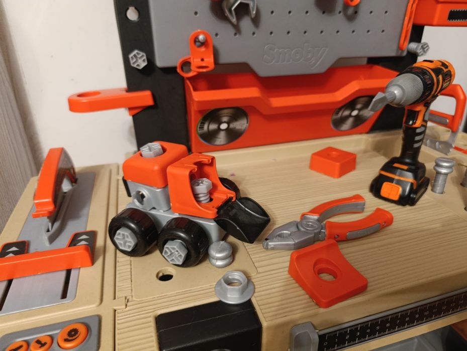 Warsztat Black+Decker Bricolo Center