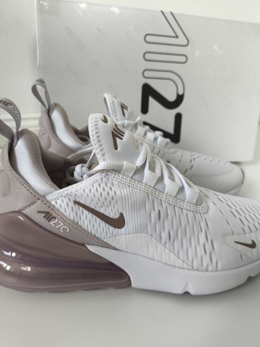 Stylowe buty sneakersy damskie Nike Air Max 270 rozmiar 37.5
