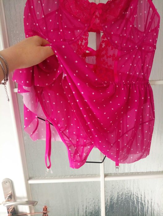 Zmysłowe body ze spódniczką,XL