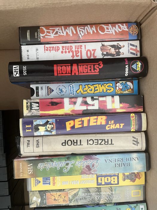 Zestaw 37 kaset VHS