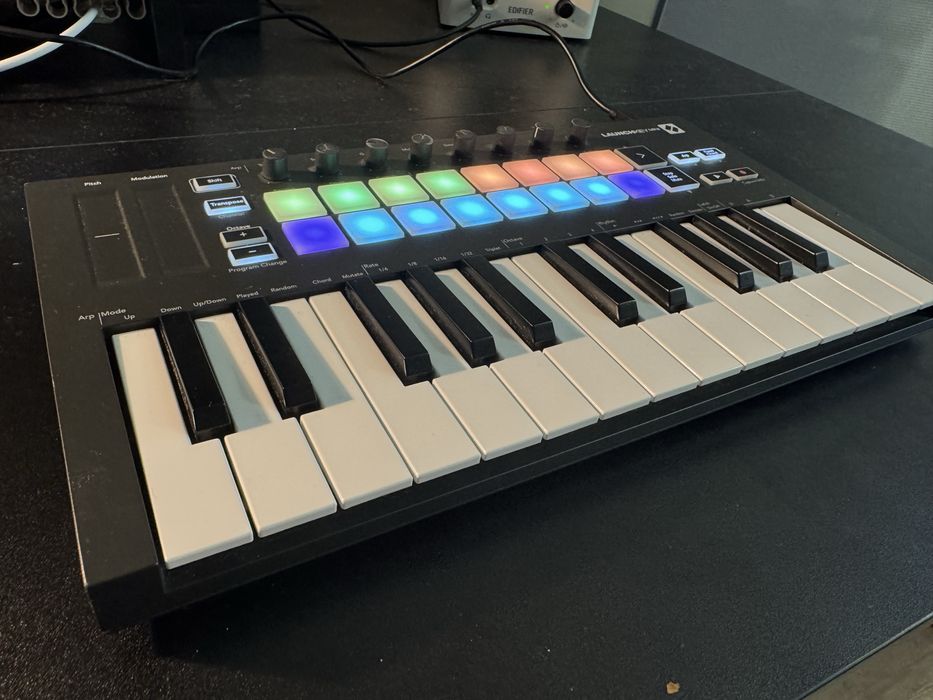 Novation Launchkey mini 25 mk3