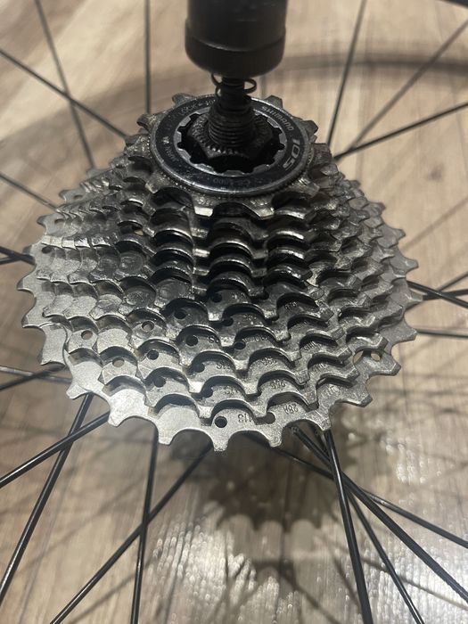 Koło do roweru Shimano RS