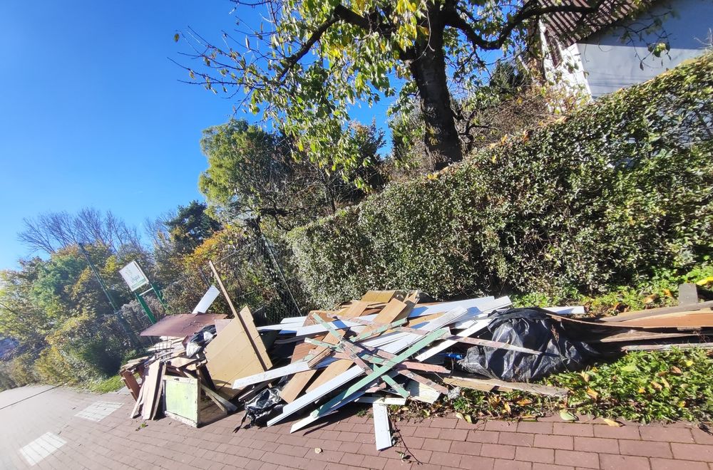 Utylizacja mebli Wywóz mebli Wywóz papy Wywóz gruzu ZADZWOŃ