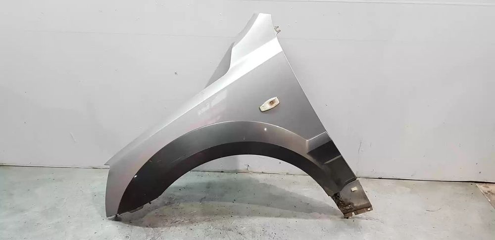 GUARDA-LAMAS FRONTAL ESQUERDO KIA SORENTO I 2005 -663113E141