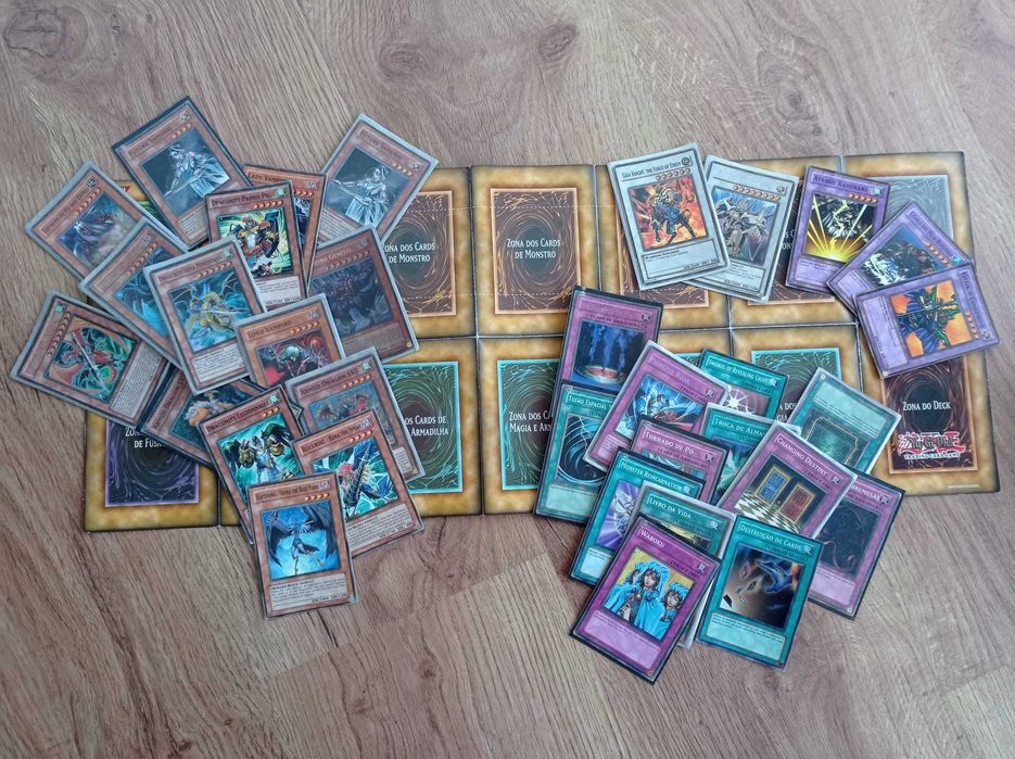 +50 Cartas Yu-Gi-Oh C/ raras