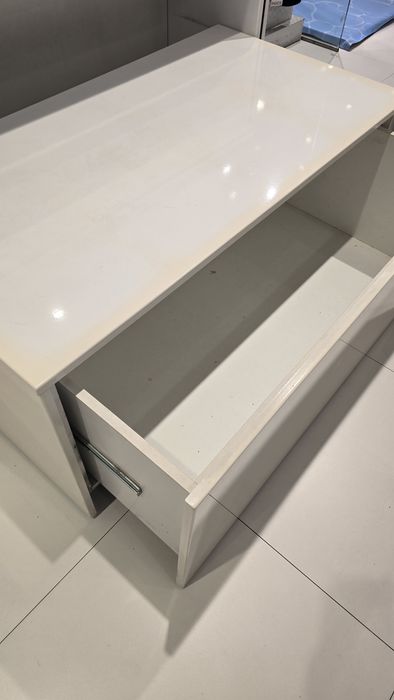 Mesa para loja com gavetōes