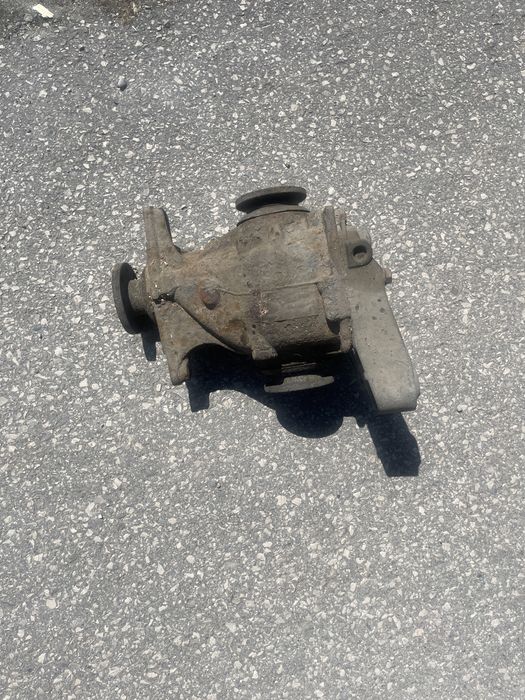 Dyferencjal most tylni 3.38 BMW E90 n43 318i 2008 USZKODZONY