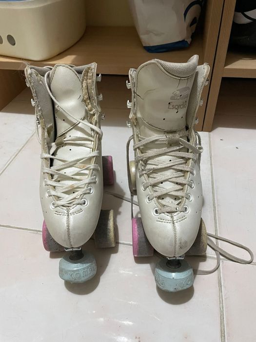 Patins em bom estado