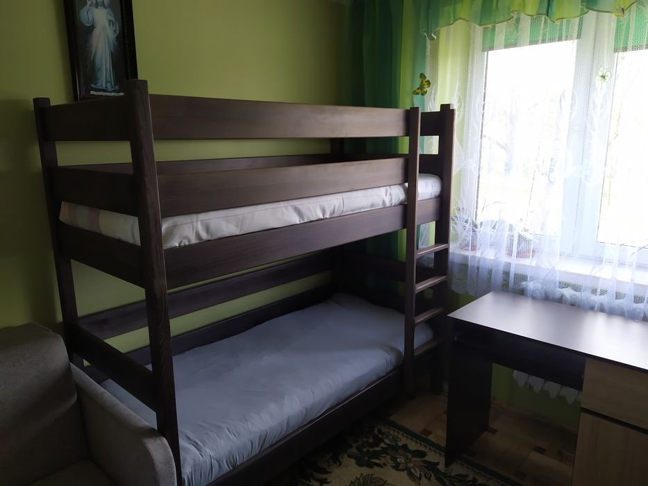 Łóżko piętrowe drewniane 170x80 bardzo solidne + 2 materace + biurko