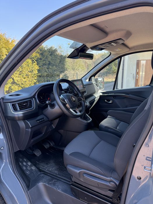 Renault Trafic 9 osobowy fv 23%