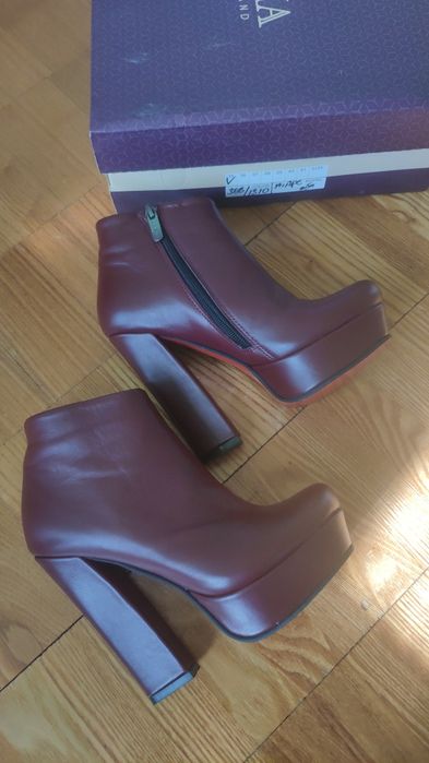 Жіночі демісезонні черевики