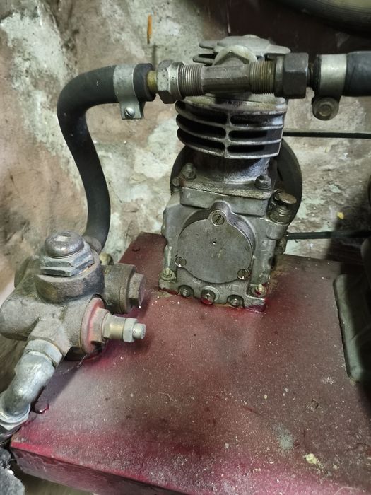 Sprężarka, dwa kompresory