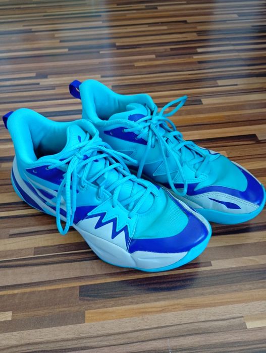 Buty Puma do koszykówki rozmiar 41