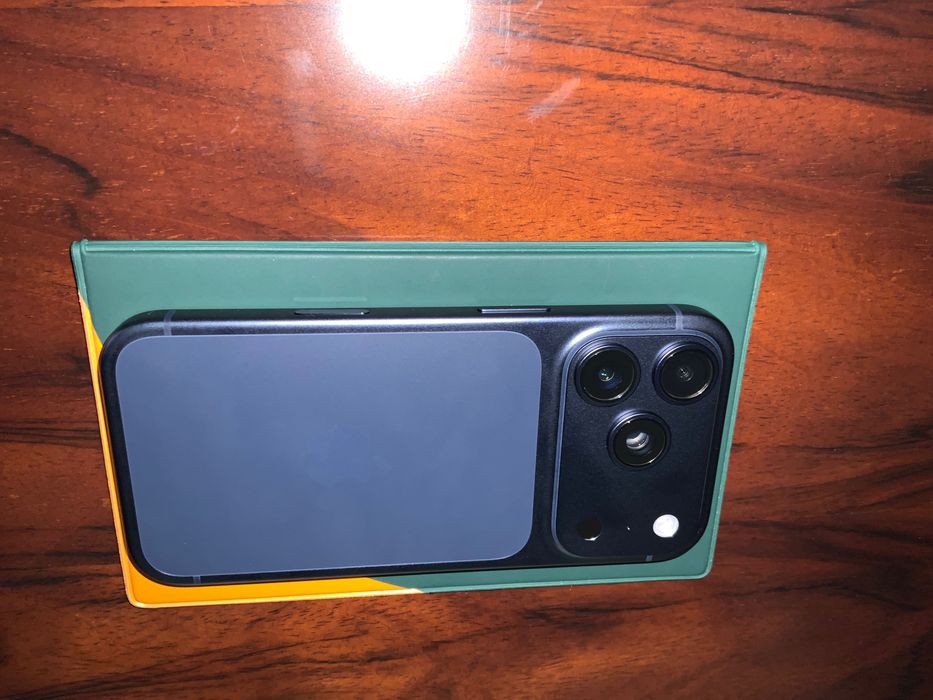iPhone 17 Pro DeepBlue 256GB Novo