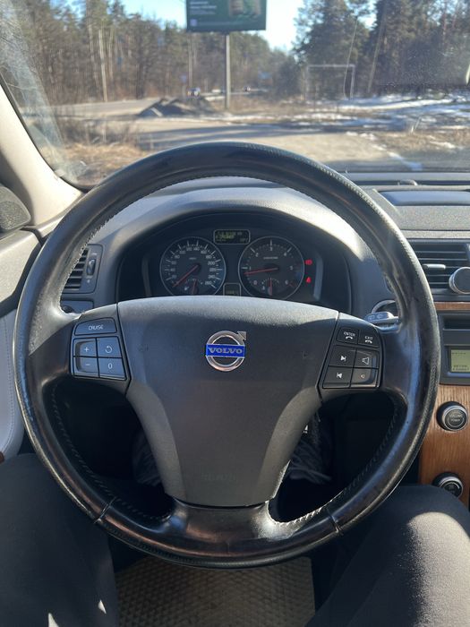 Продам Volvo v50