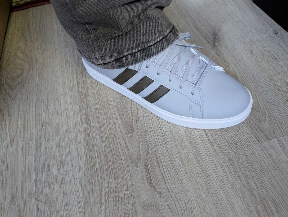 Чоловічі кросівки Adidas Grand Court 2.0 (р.43, 43,5)