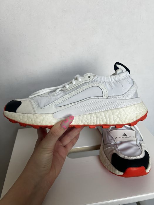 Білі жіночі кросівки Adidas x Stella McCartney