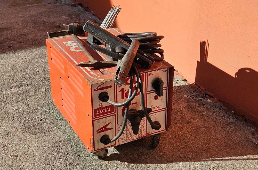 Máquina de Soldar CIFES NOVA 160