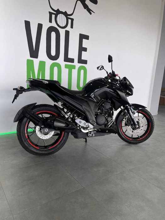 Мотоцикл Yamaha FZ25
