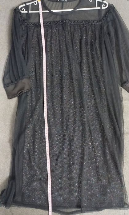 Вечірня жіноча сукня