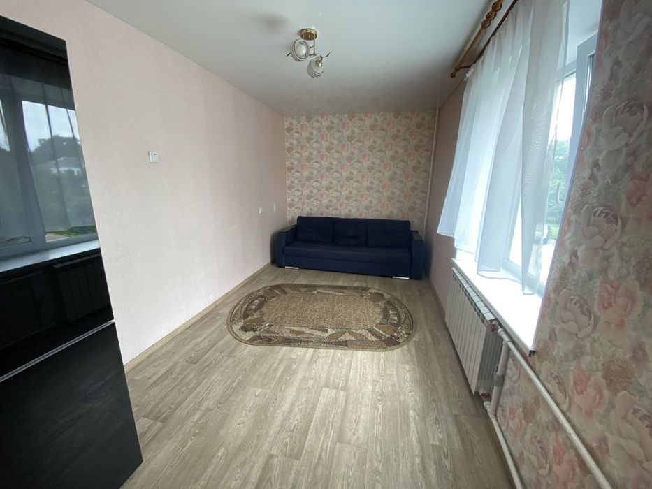 Здам подобово квартиру !