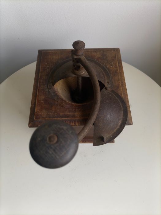 Moinho de café vintage