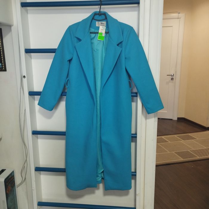 Пальто, Плащ блакитний