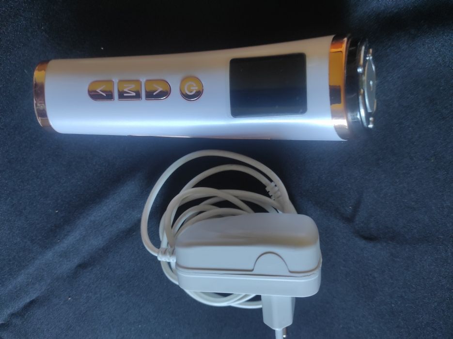 Aparelho Estético Facial – Microcorrente + Radiofrequência | Portátil