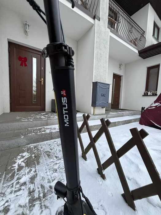 Hulajnoga elektryczna Motus 10Pro