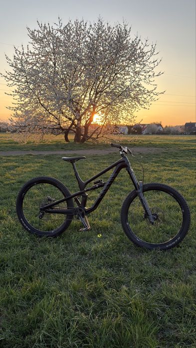 Canyon Spectral cf 27.5 carbon custom industry nine