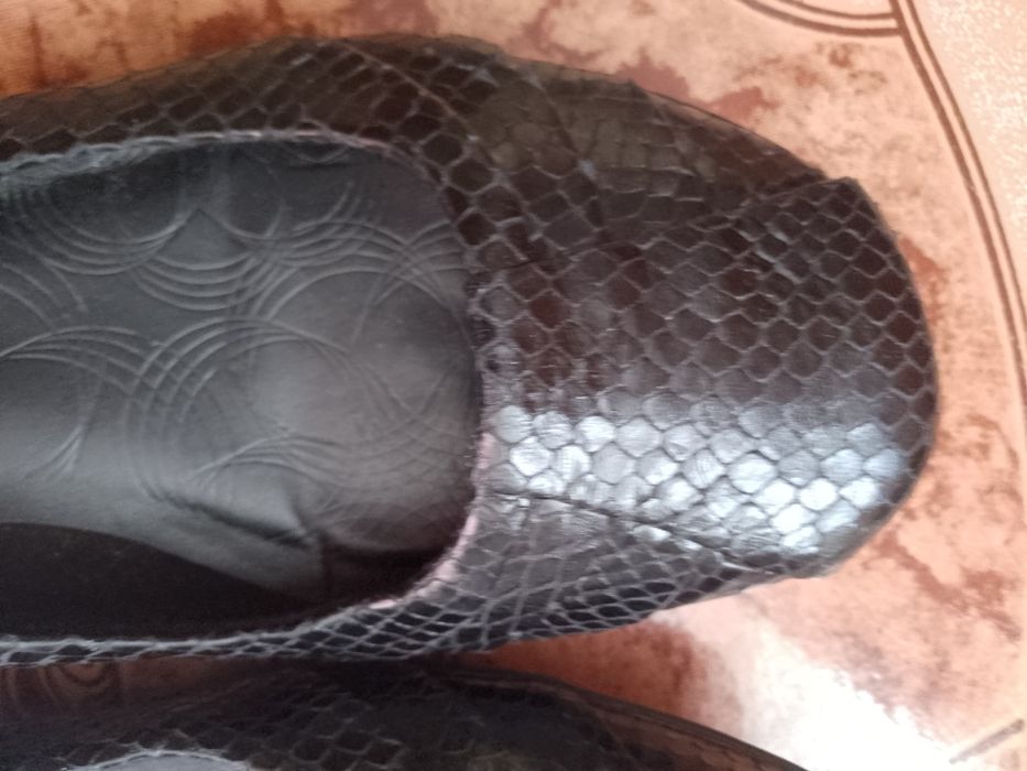 Балетки шкіряні(туфлі) Clarks 37 розміру.