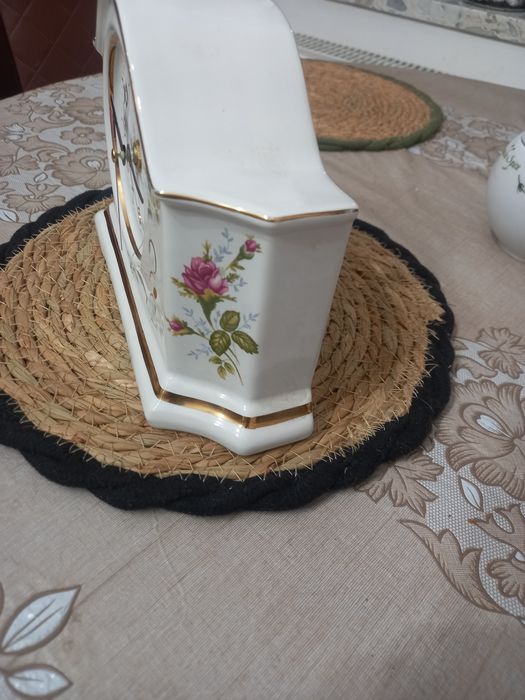 Zegar  Metron      .