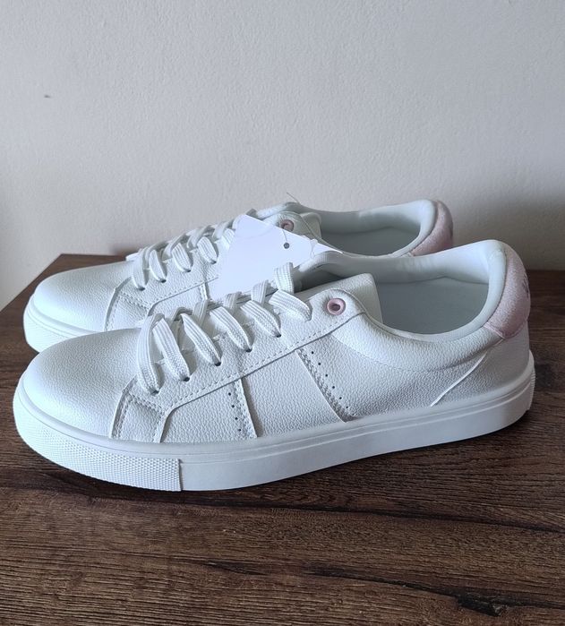 Buty damskie sneakersy Kubota 39