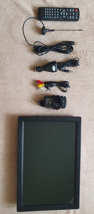 Sprzedam przenośny TV LCD