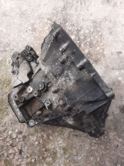 Material de Oficina e Viaturas Para Despachar