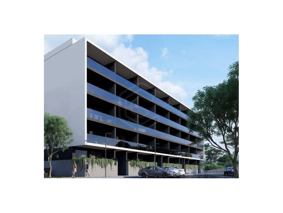 T3 com Varanda de 23m2 e lugares de garagem para 1 carro