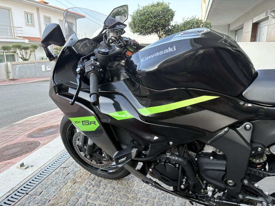 Kawasaki Ninja ZX6R 636
